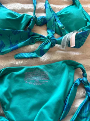 Victoria's Secret Bikini Set thumbnail 3