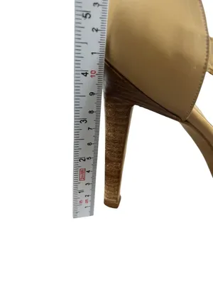 Manolo Blahnik womens italian handmade beige leather 4" heels sz 10/40 SKU 10740 thumbnail 11