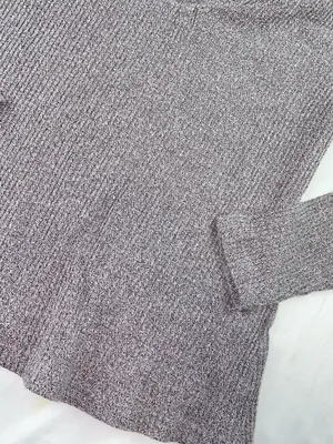Sweater Size L thumbnail 4