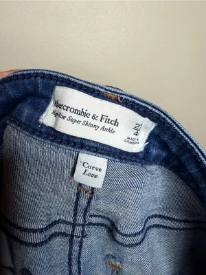 Abercrombie & Fitch Women Curve Love Distressed High-Rise Skinny Ankle Jeans 4 thumbnail 6