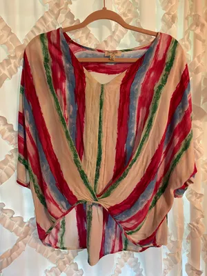 Boutique Top thumbnail 3