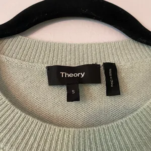 Theory Light Blue Cashmere Knit Crewneck Sweater Lightweight Minimalist Small thumbnail 2