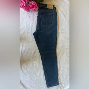 Seven7 women’s Deep Indigo Skinny Jeans thumbnail 2