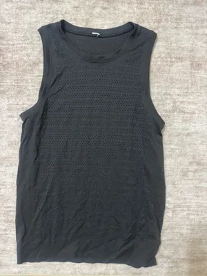 Lululemon Breeze by Muscle Tank size 4 thumbnail 2