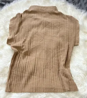Tan Mock Neck Shirt Size L thumbnail 1