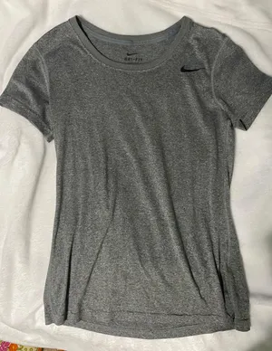 Nike Tshirt thumbnail 1