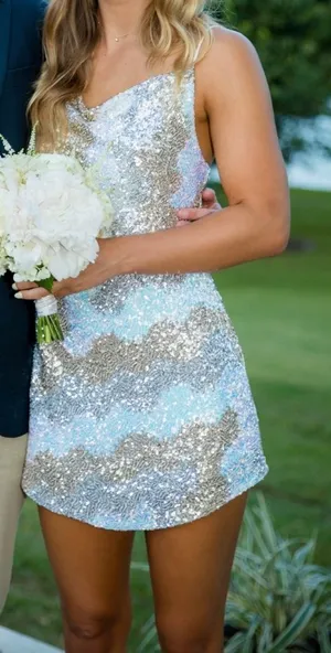 Dress thumbnail 1