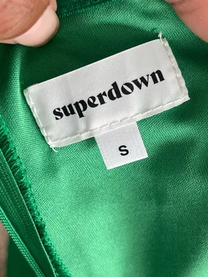 SUPERDOWN | Ryleigh Strapless Kelly Green Column Gown with Front Slit Sz S thumbnail 8