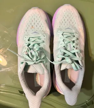 Hoka Clifton 9 thumbnail 1