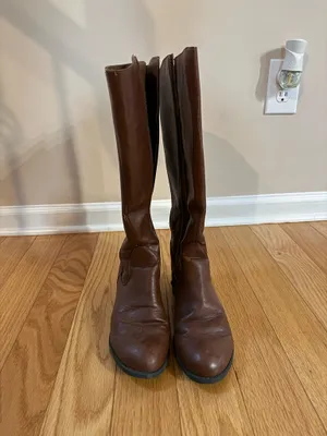 Brown leather boots Size 8.5 thumbnail 3