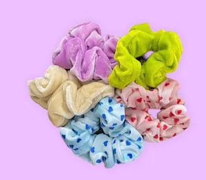Urban Outfitters Velvet Scrunchie Set thumbnail 2