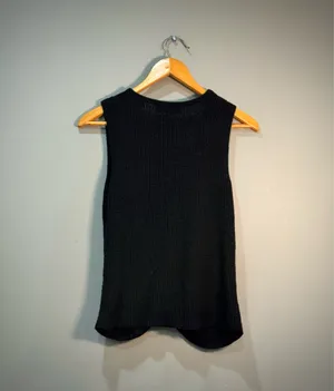 Black Marled Knit Sleeveless Twist Hem Sweater Size M EUC thumbnail 4