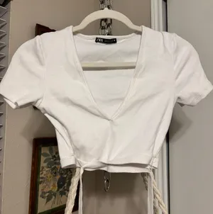 White Top thumbnail 1