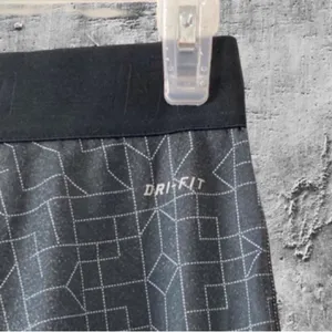 Nike Pro Compression Leggings Size M Geometric Print Black Gray thumbnail 6
