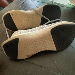 AllBirds woman’s treedashers,‎ size 9 thumbnail 3