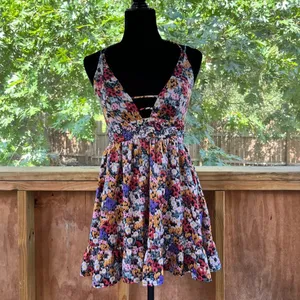 Urban Outfitters Naoi Strappy Mini Dress Colorful Floral Size M thumbnail 4