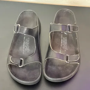 Tatami Birkenstock Platform Sandals Womens 9 Black Leather Double Strap Slides thumbnail 15