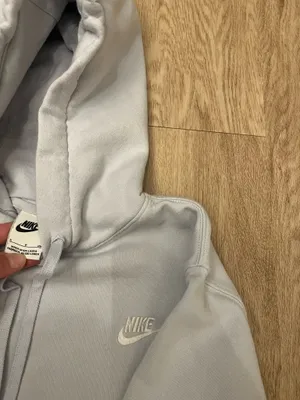 nike sweatshirt  thumbnail 3