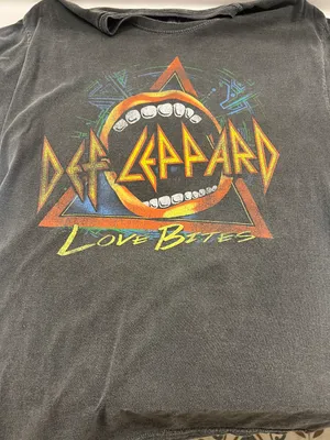Def Leppard Tee thumbnail 1