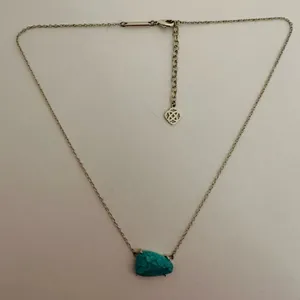 Kendra Scott Isla Turquoise Stone and Gold Chain Necklace thumbnail 3