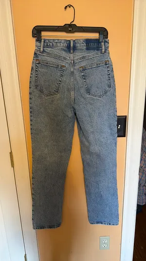 Abercrombie 90s Straight Ultra High-Rise Jeans Curve thumbnail 4