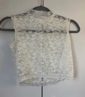 White lace top thumbnail 1