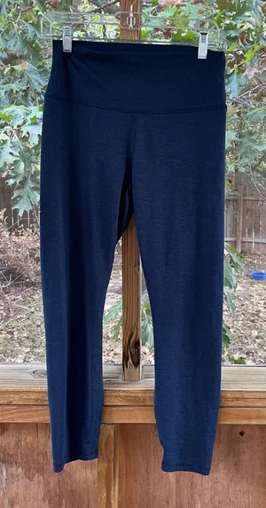Quince Women's Dark Blue Workout Leggings Size L thumbnail 1