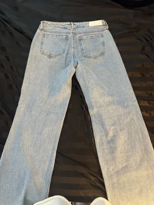 PacSun Low-Rise Wide-Leg Jeans thumbnail 3
