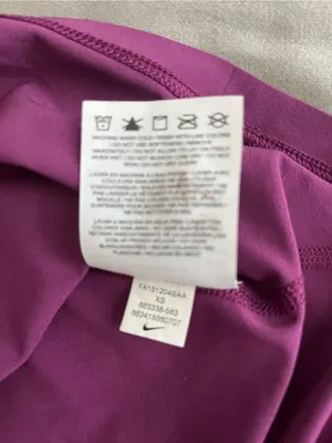 Women’s Nike crop purple color block workout shirt size XS thumbnail 5