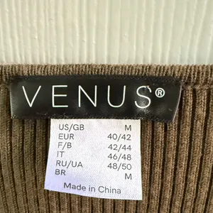 Venus Elegant Olive Green V-Neck Sweater thumbnail 2