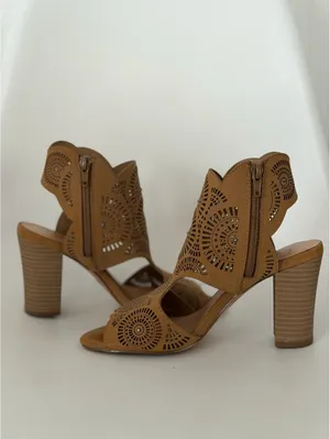 Francesca's tan cutout high heel sandals Size 6.5 thumbnail 4