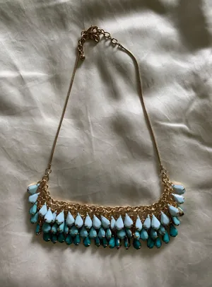 Necklace thumbnail 1
