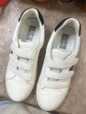 Sneakers White Size 8 thumbnail 1