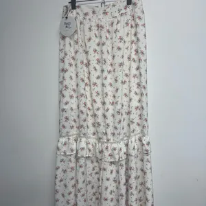 Princess Polly Fowler Maxi Skirt 8 White Floral Tiered Coquette Cottage Boho thumbnail 2