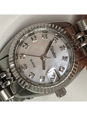 Silver tone Windsor women's dress classic watch date mop dial 23mm round running thumbnail 3