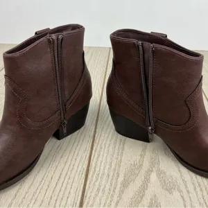 Style & Co Women's Perriee Western Ankle Booties 7.5M Chocolate Brown Smooth $80 thumbnail 5