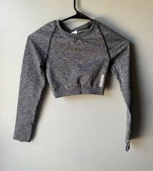 Gymshark XS Gray Seamless Long Sleeve Crop Top Athletic Workout Shirt Women’s thumbnail 1