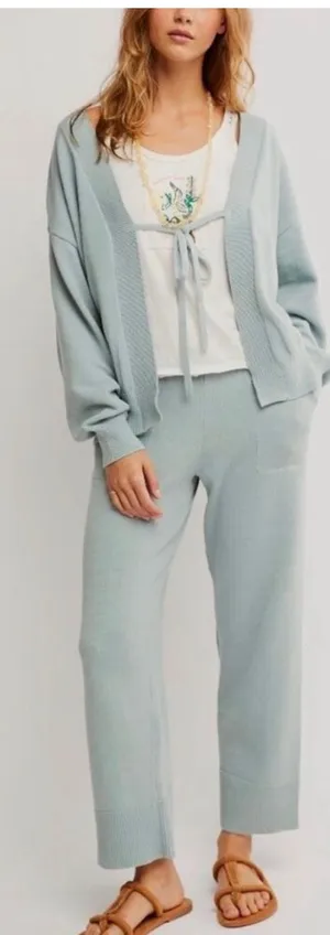 Free People Set Beach thumbnail 1