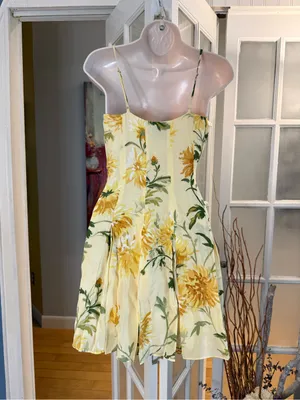 ✨NWT Reformation Yellow Floral Mini Dress Size 4✨ thumbnail 3