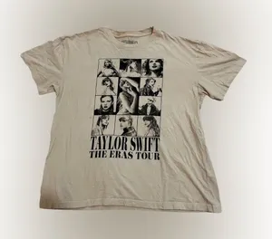 Taylor Swift The Eras Tour Collage Concert Tee Ecru Sz XL Like New thumbnail 1