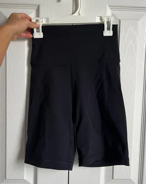 Aritzia Biker Shorts thumbnail 1