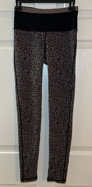 Mono B Women’s Leopard Print High Rise Leggings size‎ Small thumbnail 1