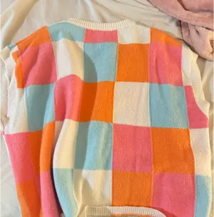 Sweater Vest Multiple Size M thumbnail 4