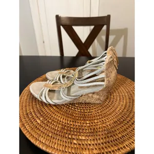 Dexflex Comfort Womens Silver Strappy Cork Wedge‎ Sandals Back Zip Size 8 thumbnail 5