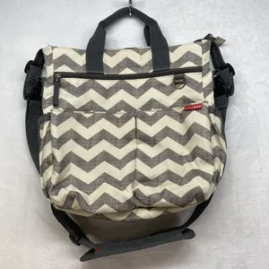 Skip Hop Duo Signature Carry All Diaper‎ Bag - Grey/White Chevron thumbnail 1