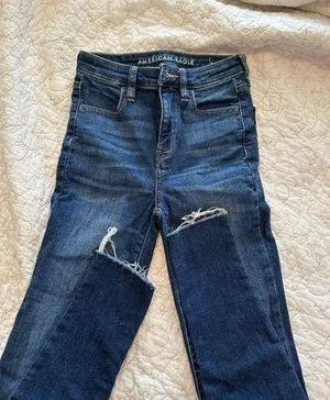 American Eagle Jeans thumbnail 1