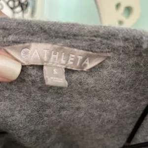Athleta Women's Gray Alpaca‎ Merino Wool Undercover Camo Pullover Sweater Small thumbnail 2