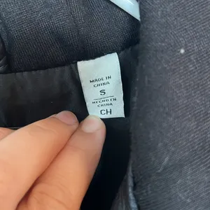 Levi’s Faux Leather Moto Jacket with Hood Size Small thumbnail 7