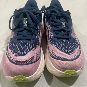 Hoka ONE ONE SKIFLOW Pink and NAVY women’s Running Shoes Size 8B thumbnail 4