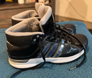 Adidas Basketball Shoes Women’s thumbnail 2